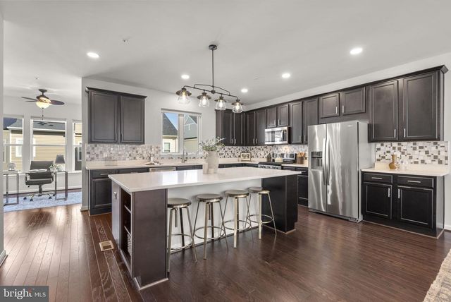 8312 MEADOWOOD DR, Hanover, MD 21076