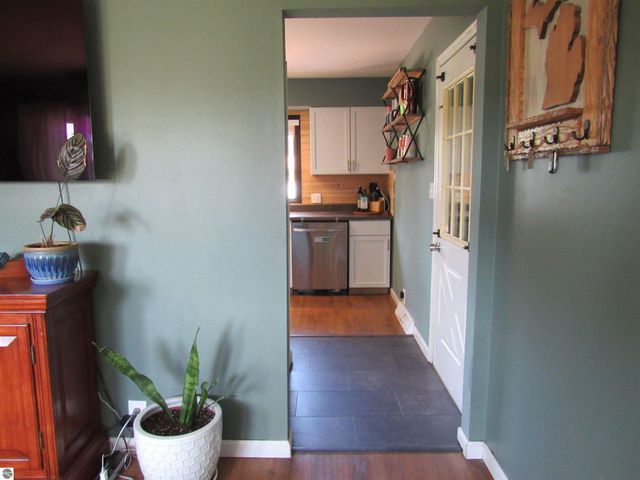 4381 Benson Road, Cadillac, MI 49601