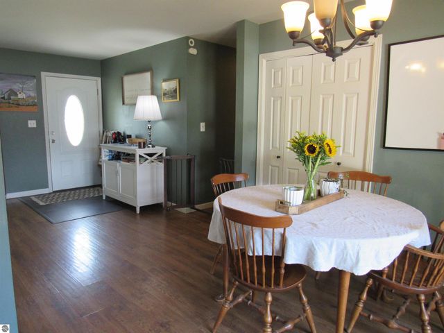 4381 Benson Road, Cadillac, MI 49601