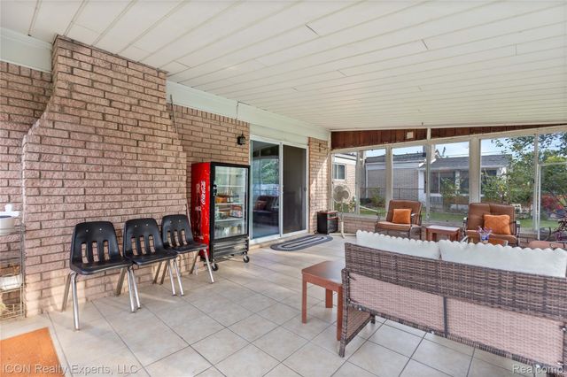 35285 Lana Lane, Sterling Heights, MI 48312