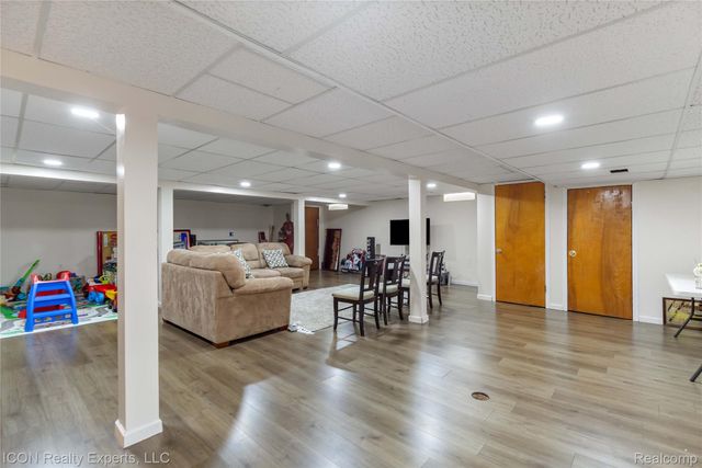 35285 Lana Lane, Sterling Heights, MI 48312