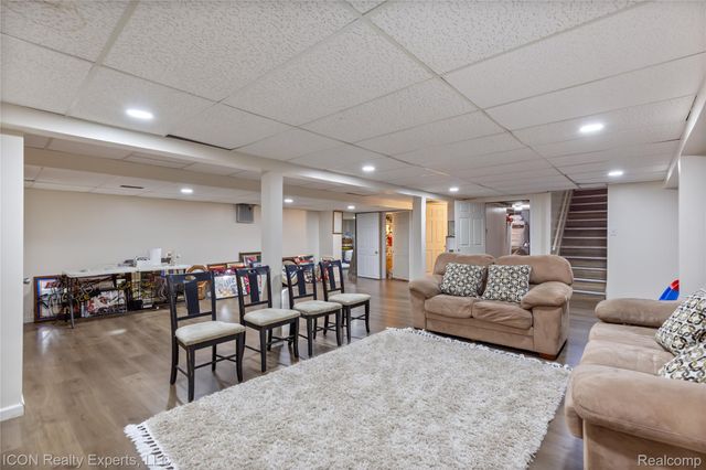 35285 Lana Lane, Sterling Heights, MI 48312