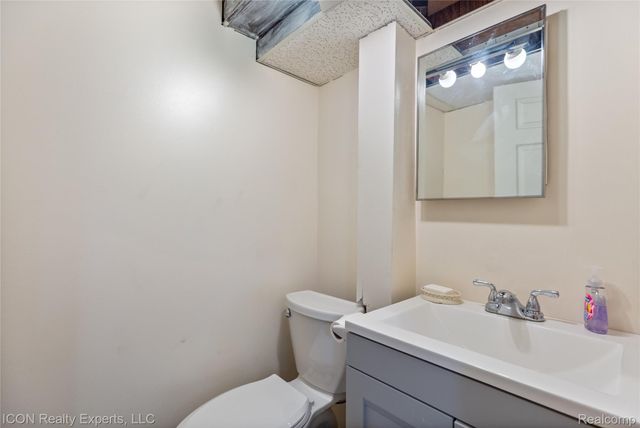 35285 Lana Lane, Sterling Heights, MI 48312