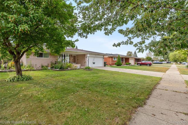 35285 Lana Lane, Sterling Heights, MI 48312