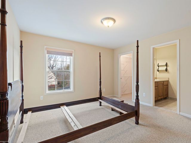 35818 Foxwood Court, Harrison Twp, MI 48045