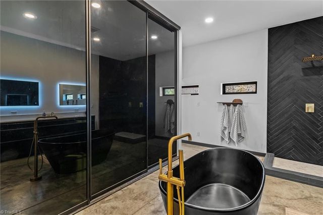 210 Meadow Stone Lane, Mount Airy, NC 27030