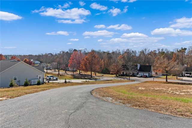 210 Meadow Stone Lane, Mount Airy, NC 27030