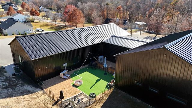 210 Meadow Stone Lane, Mount Airy, NC 27030