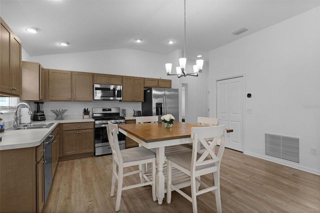 1926 HUX COURT, The Villages, FL 34762