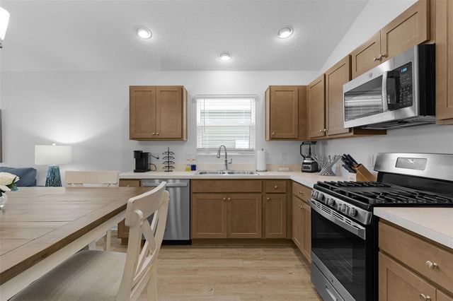 1926 HUX COURT, The Villages, FL 34762