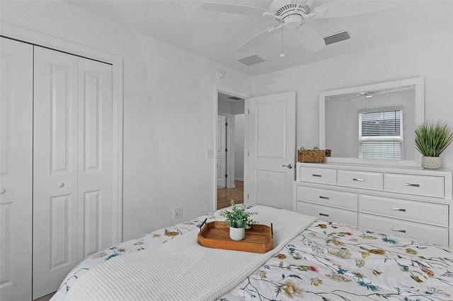 1926 HUX COURT, The Villages, FL 34762