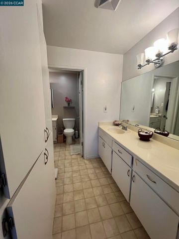 1815 Wildbrook Ct C, Concord, CA 94521