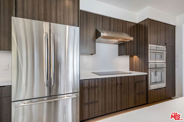 515 Ocean Avenue 402S, Santa Monica, CA 90402