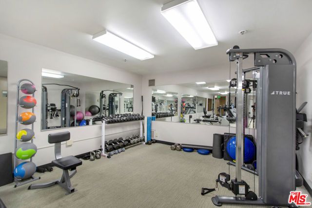 515 Ocean Avenue 402S, Santa Monica, CA 90402