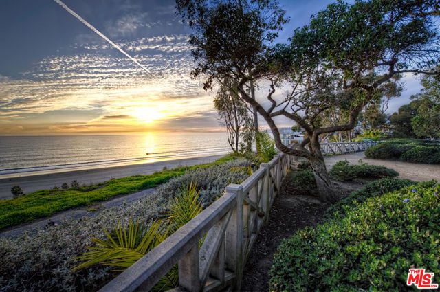 515 Ocean Avenue 402S, Santa Monica, CA 90402