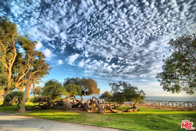 515 Ocean Avenue 402S, Santa Monica, CA 90402