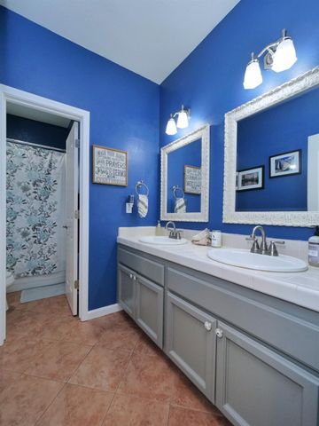 1531 Edgemore Ave, Sacramento, CA 95835