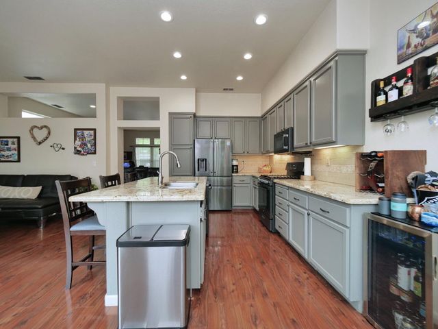 1531 Edgemore Ave, Sacramento, CA 95835