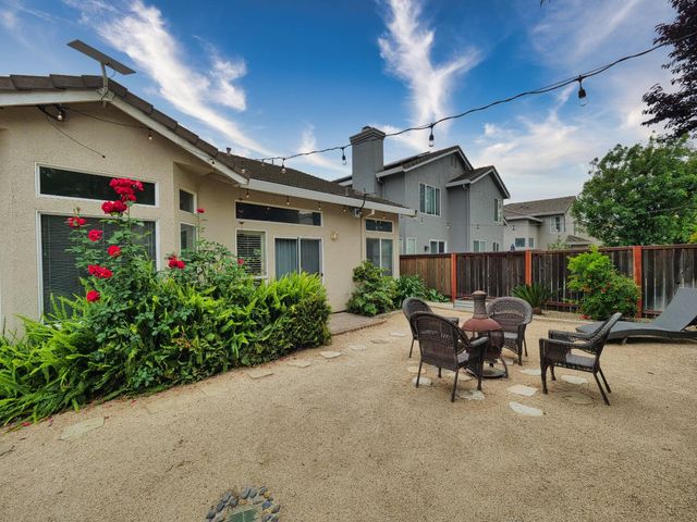 1531 Edgemore Ave, Sacramento, CA 95835