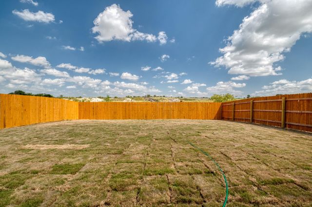 167 McNamara CT, Jarrell, TX 76537
