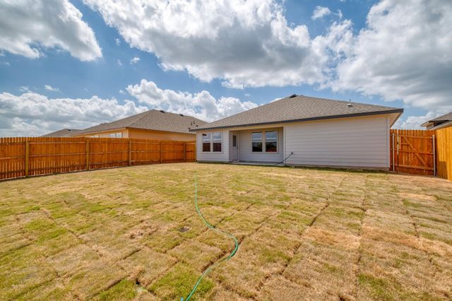 167 McNamara CT, Jarrell, TX 76537