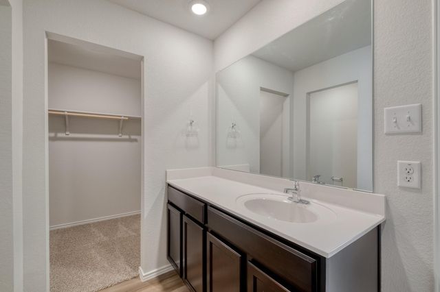 167 McNamara CT, Jarrell, TX 76537
