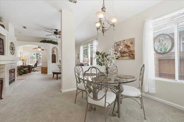 8581 Canyon Brook Way, Elk Grove, CA 95624