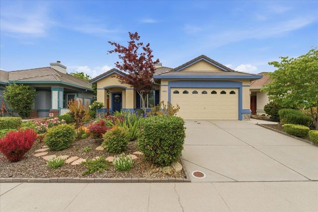 8581 Canyon Brook Way, Elk Grove, CA 95624