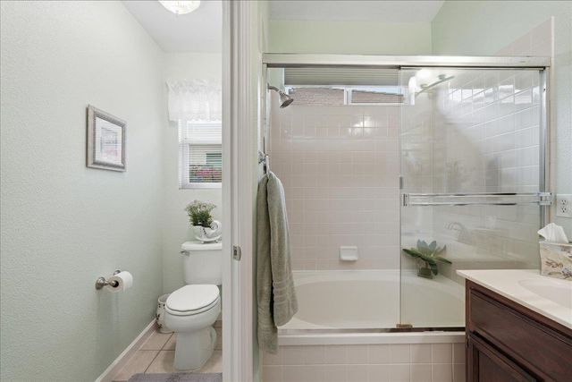 8581 Canyon Brook Way, Elk Grove, CA 95624