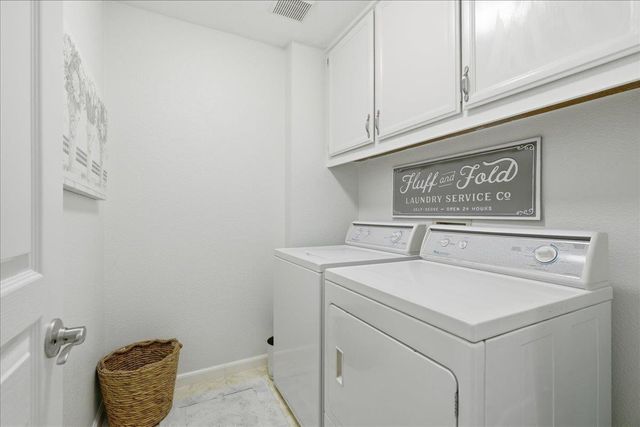 8581 Canyon Brook Way, Elk Grove, CA 95624