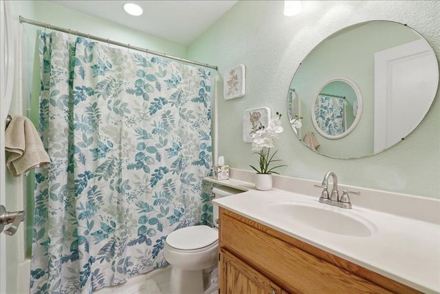 8581 Canyon Brook Way, Elk Grove, CA 95624