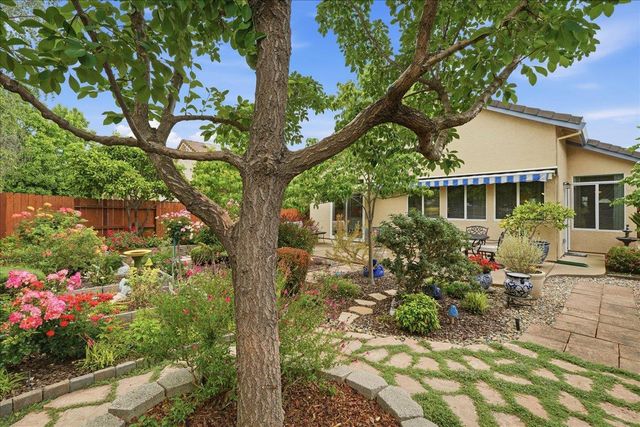 8581 Canyon Brook Way, Elk Grove, CA 95624