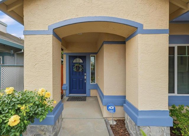 8581 Canyon Brook Way, Elk Grove, CA 95624