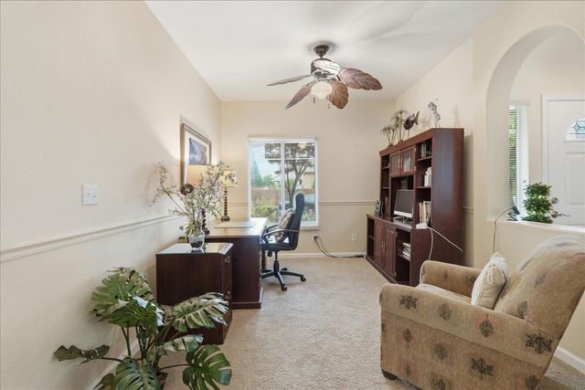 8581 Canyon Brook Way, Elk Grove, CA 95624