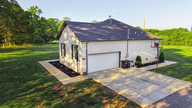 119 Greer Rd, Shelbyville, TN 37160