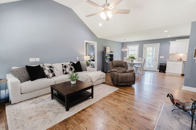 119 Greer Rd, Shelbyville, TN 37160