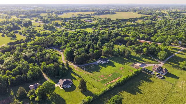 119 Greer Rd, Shelbyville, TN 37160