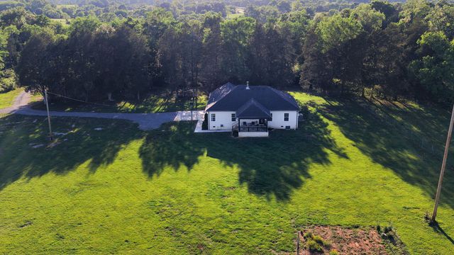 119 Greer Rd, Shelbyville, TN 37160