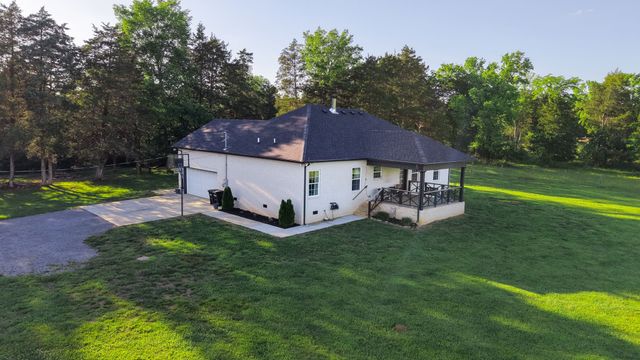 119 Greer Rd, Shelbyville, TN 37160