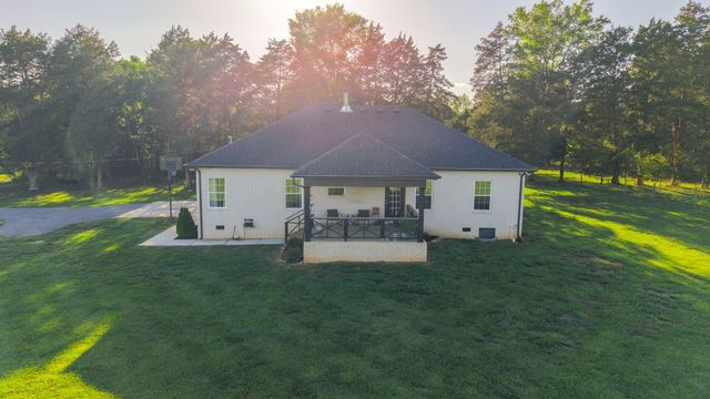 119 Greer Rd, Shelbyville, TN 37160