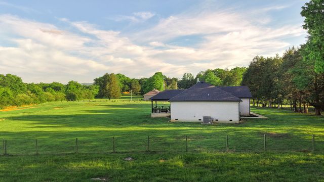 119 Greer Rd, Shelbyville, TN 37160