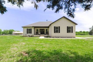 119 Greer Rd, Shelbyville, TN 37160