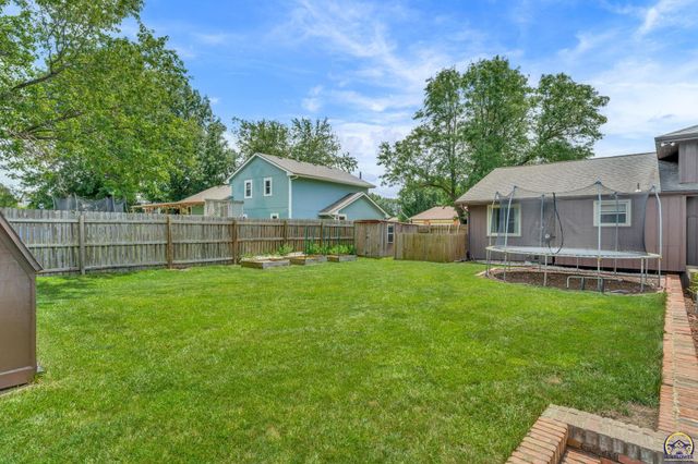 6008 SW 23rd ST, Topeka, KS 66614