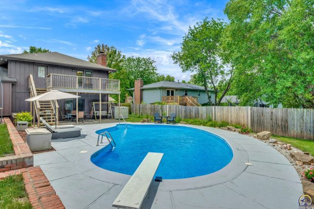 6008 SW 23rd ST, Topeka, KS 66614