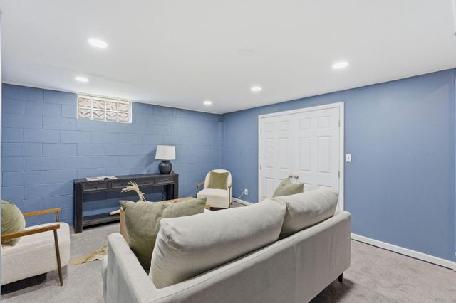 3113 Dewbourne Drive, Reynoldsburg, OH 43068