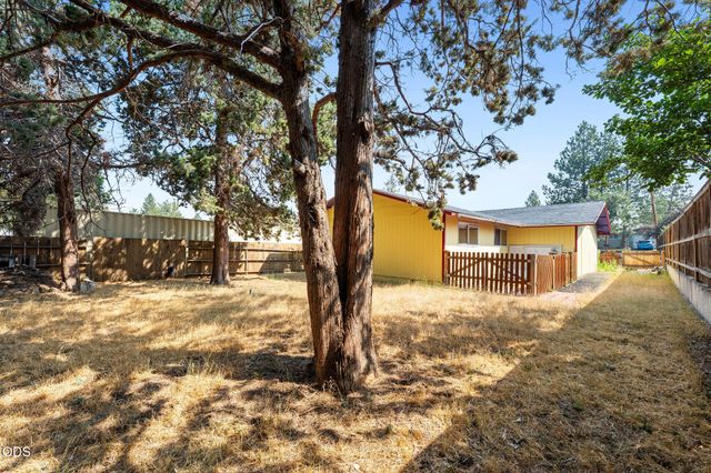 567 SE Centennial Street, Bend, OR 97702