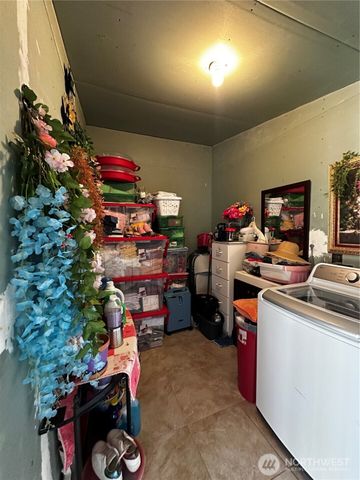 438 Biggs Drive, Moses Lake, WA 98837