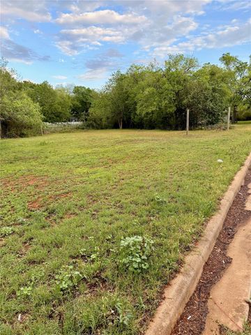 TBD Carver ST, Elgin, TX 78621