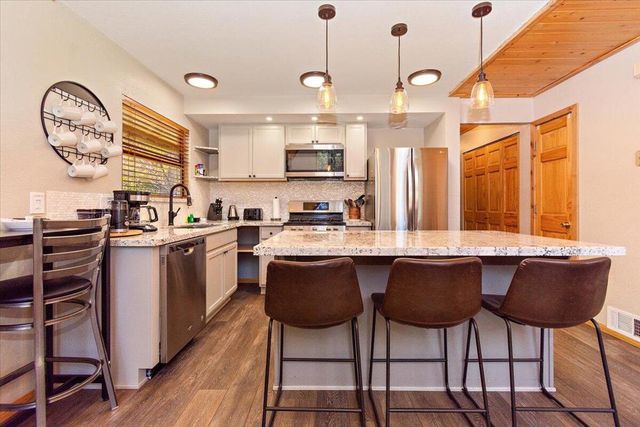 524 Catalina Road, Big Bear, CA 92315