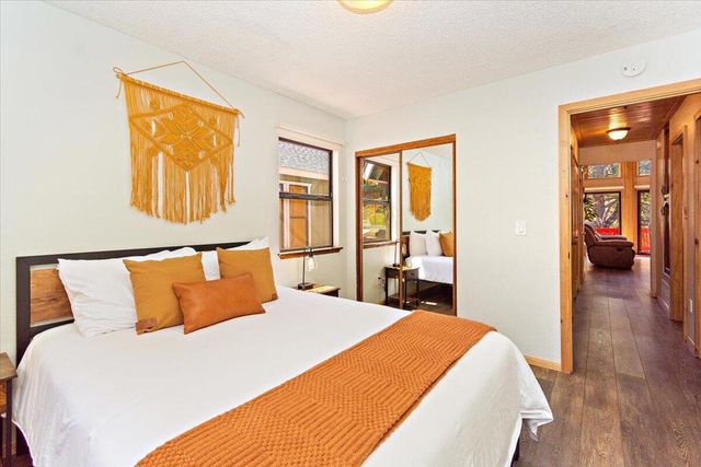 524 Catalina Road, Big Bear, CA 92315